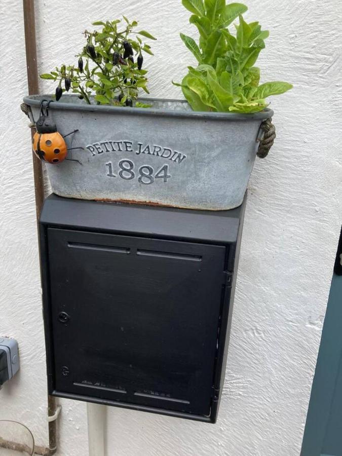 Stunning Quirky 2-Bed Cottage In New Brighton Wallasey Zewnętrze zdjęcie